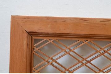 アンティーク建具　松竹梅　二重菱の組子入り彫刻欄間2枚セット(明かり取り、明り取り)(R-069519)