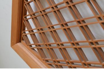 アンティーク建具　松竹梅　二重菱の組子入り彫刻欄間2枚セット(明かり取り、明り取り)(R-069519)