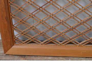 アンティーク建具　松竹梅　二重菱の組子入り彫刻欄間2枚セット(明かり取り、明り取り)(R-069519)