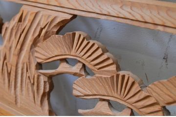 アンティーク建具　松竹梅　二重菱の組子入り彫刻欄間2枚セット(明かり取り、明り取り)(R-069519)