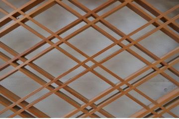アンティーク建具　松竹梅　二重菱の組子入り彫刻欄間2枚セット(明かり取り、明り取り)(R-069519)