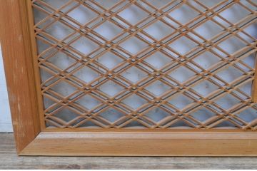 アンティーク建具　松竹梅　二重菱の組子入り彫刻欄間2枚セット(明かり取り、明り取り)(R-069519)