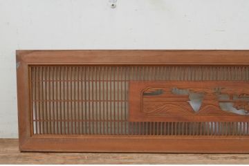 アンティーク建具　松　山里の風景が美しい組子入り彫刻欄間2枚セット(明かり取り、明り取り)(R-069520)