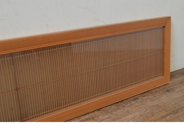 アンティーク建具　繊細な格子が目を惹く片面ガラスの筬(オサ)欄間2枚セット(明り取り、明かり取り、オサランマ)(R-069521)