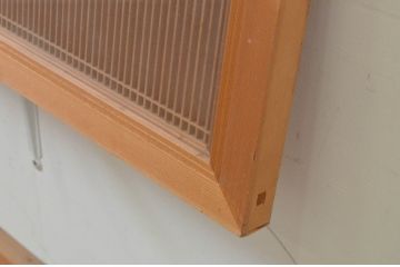 アンティーク建具　繊細な格子が目を惹く片面ガラスの筬(オサ)欄間2枚セット(明り取り、明かり取り、オサランマ)(R-069521)