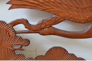 アンティーク建具　華やかな空間を演出する鶴と松の彫刻欄間2枚セット(明り取り、明かり取り、ランマ)(R-069523)