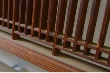 アンティーク建具　細やかに並んだ格子が美しい筬(オサ)欄間2枚セット(明り取り、明かり取り、オサランマ)(R-069524)