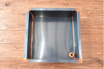 中古　美品!!　北海道民芸家具　和モダンな空間づくりにおすすめの小振りな座炉付テーブル(囲炉裏、関西火鉢、長火鉢、木製火鉢、座卓、ローテーブル)(定価約34万円)(R-069529)