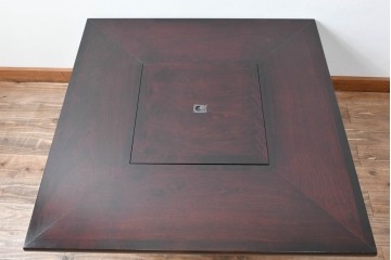 中古　美品!!　北海道民芸家具　和モダンな空間づくりにおすすめの小振りな座炉付テーブル(囲炉裏、関西火鉢、長火鉢、木製火鉢、座卓、ローテーブル)(定価約34万円)(R-069529)