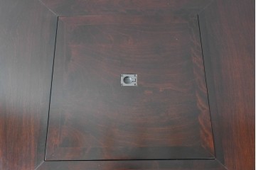 中古　美品!!　北海道民芸家具　和モダンな空間づくりにおすすめの小振りな座炉付テーブル(囲炉裏、関西火鉢、長火鉢、木製火鉢、座卓、ローテーブル)(定価約34万円)(R-069529)
