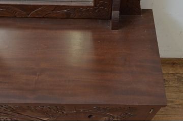 中古　軽井沢彫り　細部まで丁寧に施された桜の彫刻が美しい鏡台(ドレッサー、姿見、ミラー)(R-069535)
