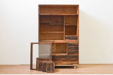 和製アンティーク　高級品　前面黒柿　孔雀(くじゃく)杢　美しい杢目が目を惹く二段重ねの茶箪笥(茶棚、収納棚、戸棚)(R-069536)