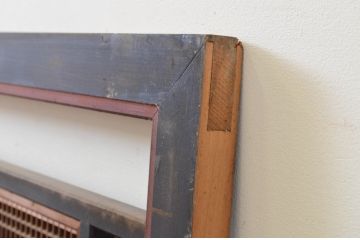 アンティーク建具　上質な和の雰囲気を高める大きな黒漆枠の筬(オサ)欄間2枚セット(明り取り、明かり取り、オサランマ)(R-069539)