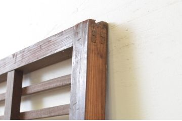 アンティーク建具　どこか懐かしい空気が漂う横格子建具1枚(ドア、木製扉、引き戸)(R-069543)