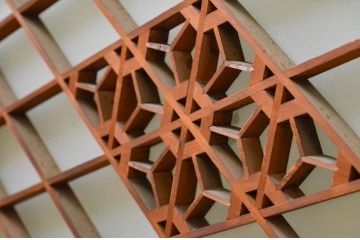 アンティーク建具　片面ガラス　凝ったデザインの組子が目を惹く組子欄間1枚(明り取り、明かり取り)(R-069545)