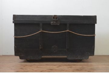 和製アンティーク　希少　古作造り　味わい深い風合いが魅力的な車長持(時代箪笥、車箪笥、収納箱、タンス、たんす)(R-069560)