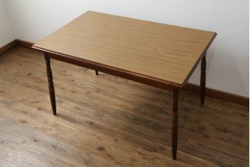 和製ビンテージ　美品!!　デコラ天板　WINDS太平　クラシカルな4人掛けダイニングテーブル(四人掛け、二人掛け、2人掛け、食卓、ヴィンテージ)(R-069562)