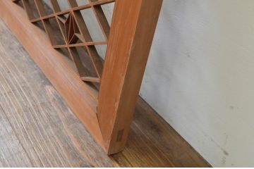アンティーク建具　華やかなデザインが目を惹く組子欄間2枚セット(明り取り、明かり取り)(R-069571)
