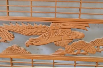 アンティーク建具　松の彫刻と組子細工入り　和風の欄間2枚セット(明り取り、明かり取り)(R-069572)