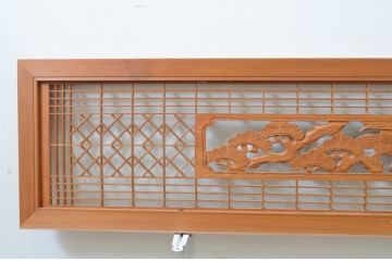 アンティーク建具　松の彫刻と組子細工入り　和風の欄間2枚セット(明り取り、明かり取り)(R-069572)