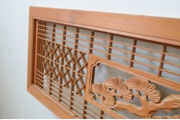 アンティーク建具　松の彫刻と組子細工入り　和風の欄間2枚セット(明り取り、明かり取り)(R-069572)