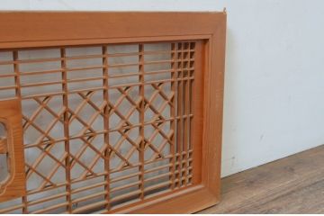 アンティーク建具　松の彫刻と組子細工入り　和風の欄間2枚セット(明り取り、明かり取り)(R-069572)
