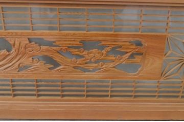 アンティーク建具　両面ガラス　松竹梅の彫刻が入った欄間2枚セット(明り取り、明かり取り)(R-069575)