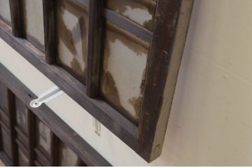 アンティーク建具　ノスタルジックな雰囲気溢れるガラス欄間2枚セット(明り取り、明かり取り)(R-069579)