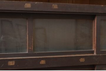 和製アンティーク　古作造り　引き出し9杯　古い商家の二段重ね収納箪笥(収納棚、キャビネット、水屋箪笥、戸棚、飾り棚、店舗什器)(R-069582)