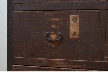 和製アンティーク　古作造り　引き出し9杯　古い商家の二段重ね収納箪笥(収納棚、キャビネット、水屋箪笥、戸棚、飾り棚、店舗什器)(R-069582)