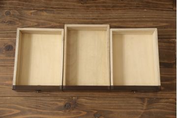 中古　小振り　アジアンな雰囲気を高める存在感抜群の李朝箪笥(薬箪笥、薬タンス、チェスト、引き出し、小物収納、収納棚、戸棚、店舗什器)(R-069593)