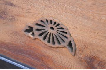 アンティーク建具　屋久杉　透かし彫りがアクセントの欄間1枚(明り取り、明かり取り)(R-069603)