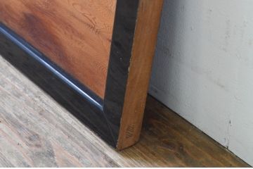 アンティーク建具　屋久杉　透かし彫りがアクセントの欄間1枚(明り取り、明かり取り)(R-069603)