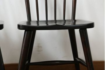 和製ビンテージ　松本民芸家具　#55型　レトロで温かみ漂うスピンドルチェア2脚セット(木製イス、板座チェア、ダイニングチェア、椅子、ヴィンテージ)(R-069621)