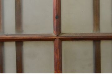 アンティーク建具　高級品!!　大正ロマンなお部屋作りにおすすめ!凝ったデザインのガラス窓4枚セット(引き戸、ガラス戸)(R-069627)