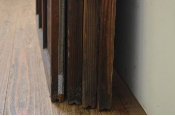 アンティーク建具　高級品!!　大正ロマンなお部屋作りにおすすめ!凝ったデザインのガラス窓4枚セット(引き戸、ガラス戸)(R-069627)