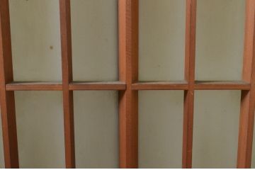アンティーク建具　和モダンな雰囲気作りにおすすめの格子入りガラス窓2枚セット(ガラス戸、ガラス障子戸、引き戸)(R-069631)