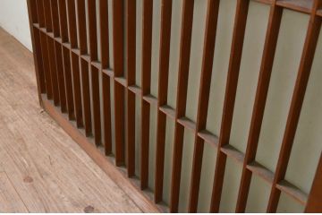 アンティーク建具　和モダンな雰囲気作りにおすすめの格子入りガラス窓2枚セット(ガラス戸、ガラス障子戸、引き戸)(R-069631)