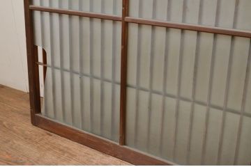 アンティーク建具　和モダンな雰囲気作りにおすすめの格子入りガラス窓2枚セット(ガラス戸、ガラス障子戸、引き戸)(R-069631)