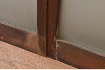 アンティーク建具　どこか懐かしい雰囲気漂うマス目(升目)の格子窓2枚セット(ガラス戸、格子戸、引き戸)(R-069632)