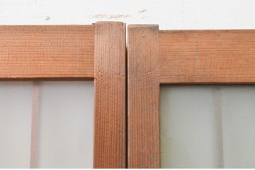 アンティーク建具　レトロな空間を演出する格子入り幅狭ガラス戸2枚セット(引き戸、格子戸、ガラス障子戸)(R-069633)