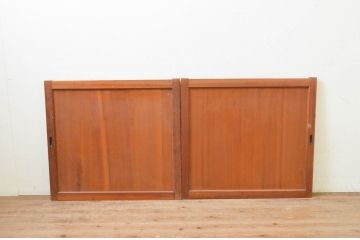 アンティーク建具　経年を感じさせる木味が魅力の板戸窓2枚セット(引き戸)(R-069637)