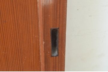 アンティーク建具　経年を感じさせる木味が魅力の板戸窓2枚セット(引き戸)(R-069637)