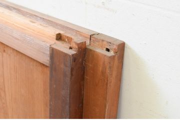 アンティーク建具　どこか懐かしい雰囲気漂う板戸窓2枚セット(引き戸)(R-069641)