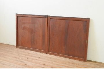 アンティーク建具　どこか懐かしい雰囲気漂う板戸窓2枚セット(引き戸)(R-069642)