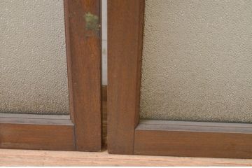 アンティーク建具　上手物!!　タモ材　両面　両取り　大正ロマンなお部屋作りにおすすめなガラス窓2枚セット(引き戸、ガラス戸)(R-069644)