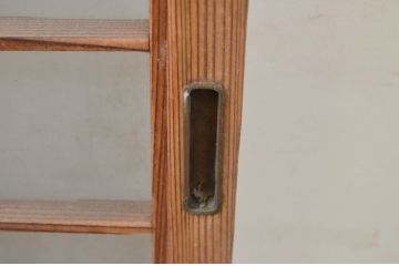アンティーク建具　レトロな空間演出におすすめの格子入りガラス戸2枚セット(引き戸、格子戸、窓)(R-069650)