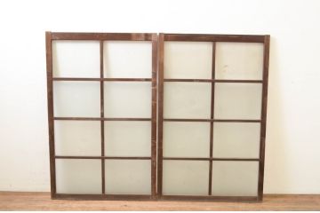 アンティーク建具　レトロな雰囲気が魅力のガラス窓2枚セット(引き戸、ガラス戸)(R-069654)