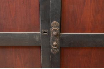 アンティーク建具　漆塗り　落ち着いた和の空間を演出する板戸窓2枚セット(引き戸)(R-069659)