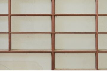 アンティーク建具　風情のある佇まいが魅力的な格子入り幅狭ガラス戸4枚セット(窓、引き戸、格子戸)(R-069662)